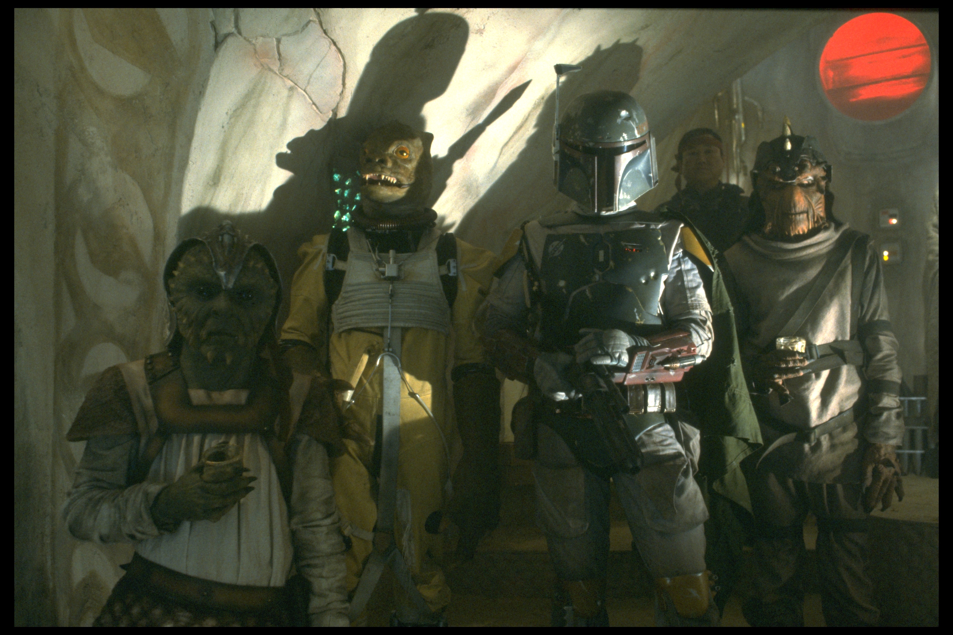 boba-fett-in-jabbas-palace-with-other-bo